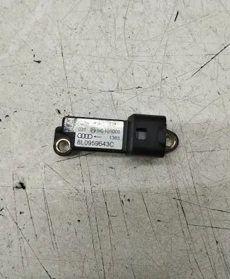 Audi A3 S3 8L Airbag deployment crash/impact sensor 8l0959643c
