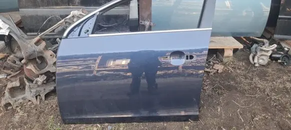 Volvo V60 Front door