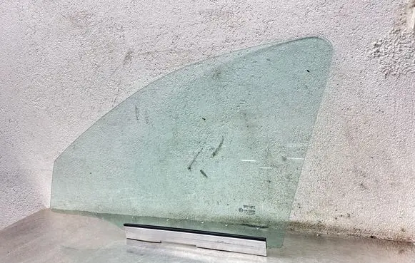 Opel Combo C Front door window glass four-door 43R000016