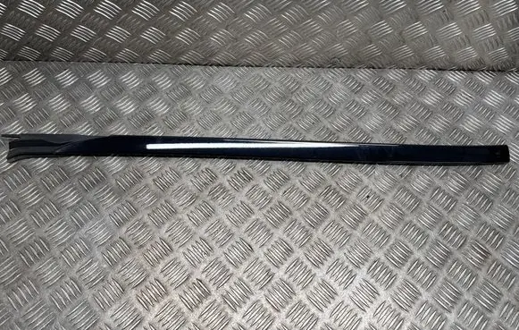 BMW X5 G05 Windshield trim 7463528