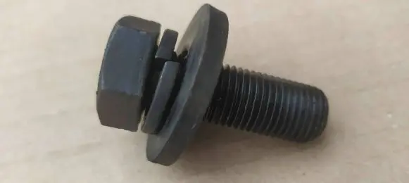 Mercedes-Benz 200 300 W123 Camshaft Om615