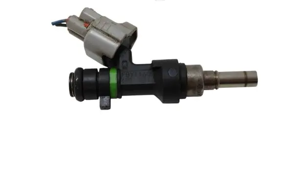 Nissan Tiida C11 Fuel injector FBY1160 6007911