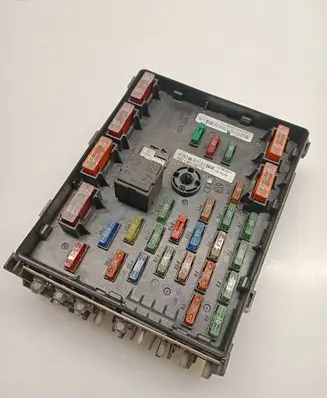 Seat Alhambra (Mk2) Fuse module 3C0937125 63592777
