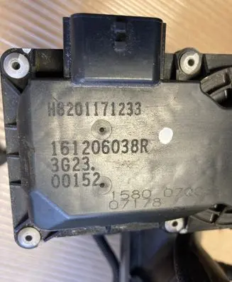 Renault Captur Throttle valve 161206038R H8201171233