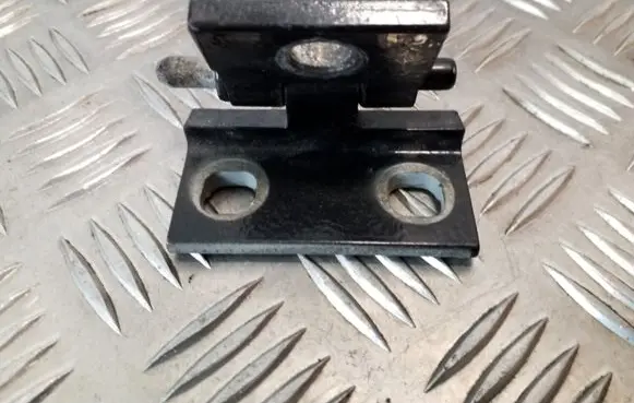 Volvo V70 Rear door upper hinge