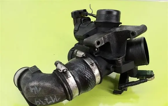 Mazda 3 I Throttle body valve 9655971880