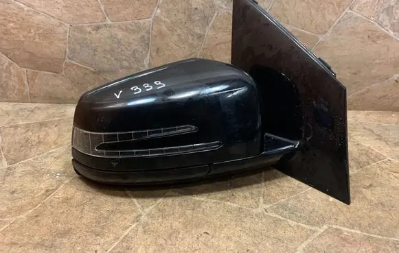 Mercedes-Benz B W246 W242 Front door electric wing mirror A2468103016