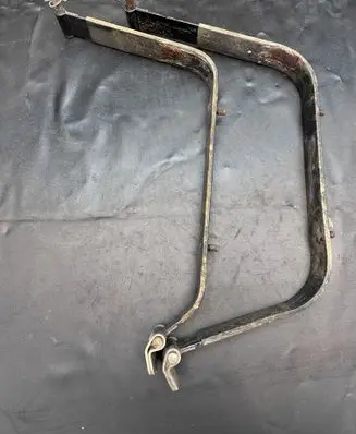 Toyota Hilux (AN120, AN130) Fuel tank mounting bracket SBUL6