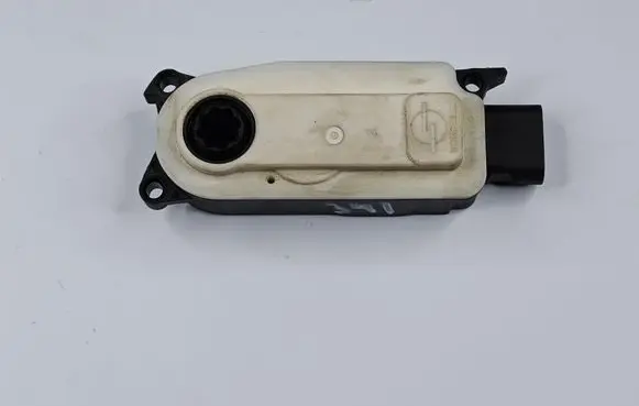 Jeep Grand Cherokee WL Radiator active air flap actuator 5877R1006A 68298531AB