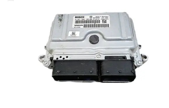Volvo V70 Engine control unit/module 30743338