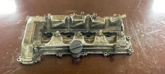 Toyota Corolla Verso AR10 Rocker cam cover 0078649