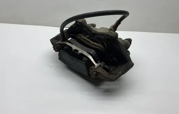 Mercedes-Benz E W212 Front brake caliper
