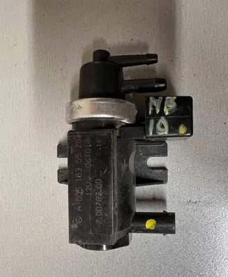 Vacuum valve