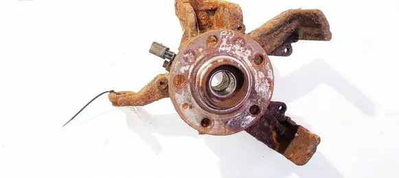 Volkswagen Caddy Front wheel hub