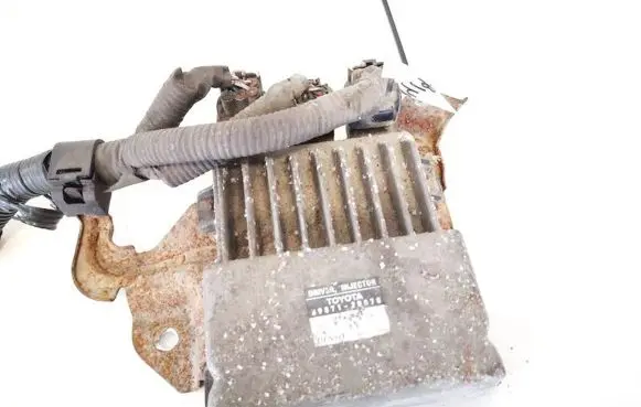 Toyota Avensis T250 Fuel injection control unit/module 8987120070 89871-20070