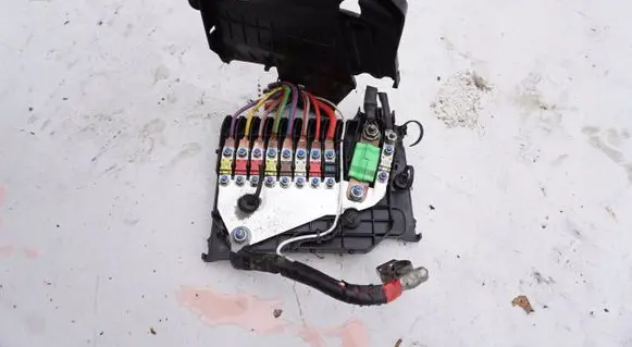 Ford C-MAX II Positive cable (battery) 