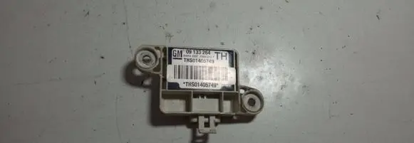 Opel Zafira B Airbag deployment crash/impact sensor 09133264 THS01405749