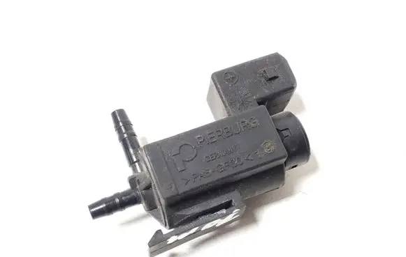 BMW 1 E82 E88 Turbo solenoid valve 7810831