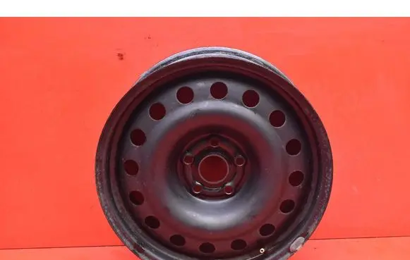 Skoda Octavia Mk3 (5E) R18 forged rim 