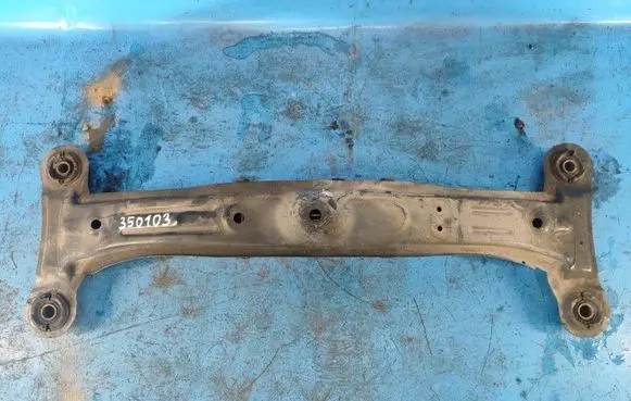 Lexus ES 250 - 300 - 330 Rear coil spring 5120633040
