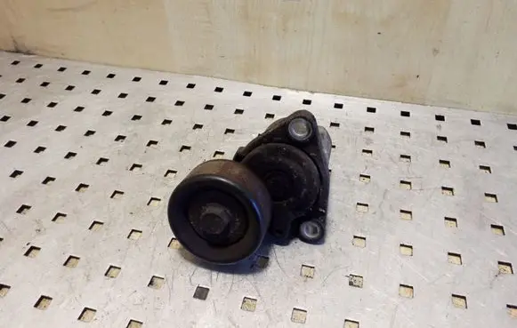 Hyundai Santa Fe Generator/alternator belt tensioner
