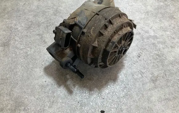 Mercedes-Benz Sprinter W907 W910 Fuel filter housing A6540905500 1120603S01 ZGS005