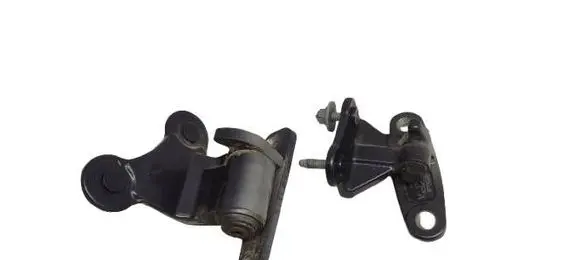 Mercedes-Benz C AMG W204 Rear door hinge set A047058