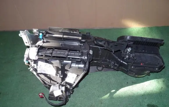 Interior heater climate box assembly