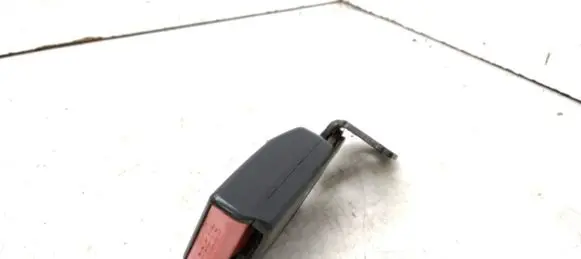 Renault Latitude (L70) Rear seatbelt buckle 888429402R 1024087