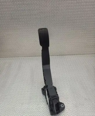 Opel Mokka B Accelerator throttle pedal 9837891880