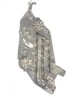 Skoda Octavia Mk2 (1Z) Headlight/headlamp mounting bracket LI17035201