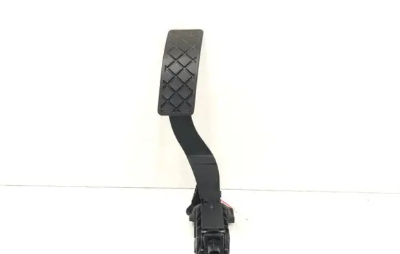 Skoda Superb B8 (3V) Accelerator throttle pedal 5Q1723503K