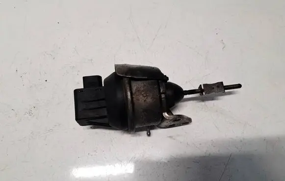 Volkswagen Sharan Valve vacuum 4011188AN