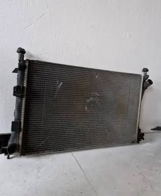 Opel Vectra C Coolant radiator 