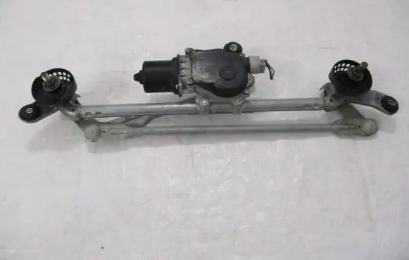 Renault Kadjar Front wiper linkage and motor