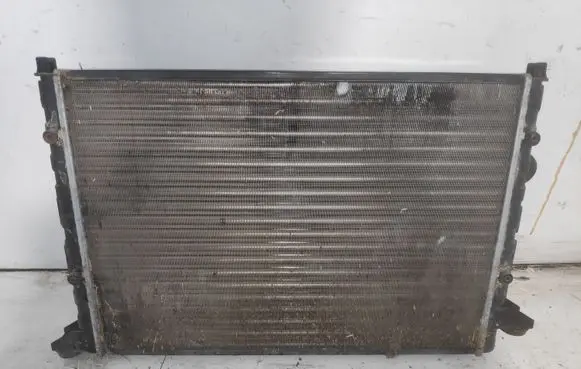 Volkswagen PASSAT B4 Coolant radiator