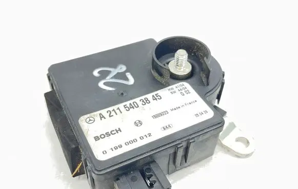 Mercedes-Benz E W211 Charging relay A2115403845
