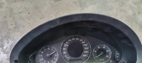 Mercedes-Benz E W211 Speedometer (instrument cluster) A2115402311 110080004019
