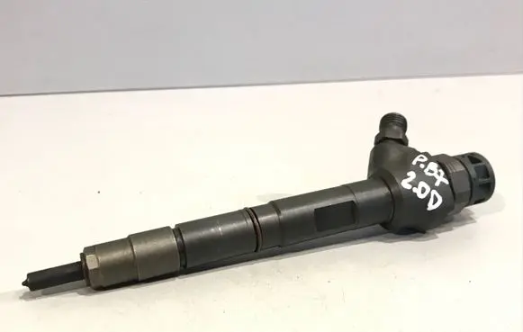 Volkswagen PASSAT B7 Fuel injector 03L130277Q 8445110 647B004