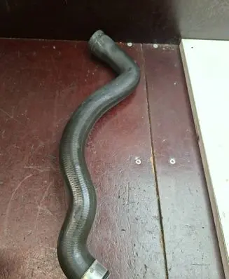Mercedes-Benz C W203 Engine coolant pipe/hose