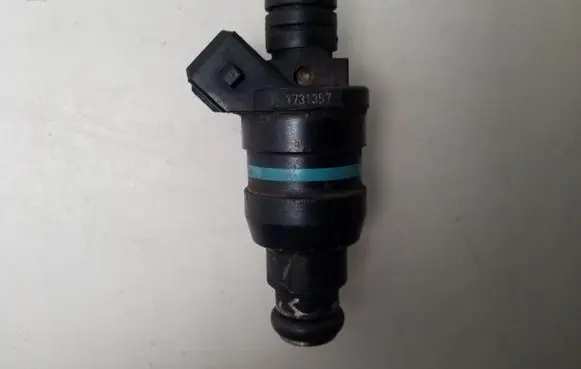 BMW 3 E36 Fuel injector 1731357