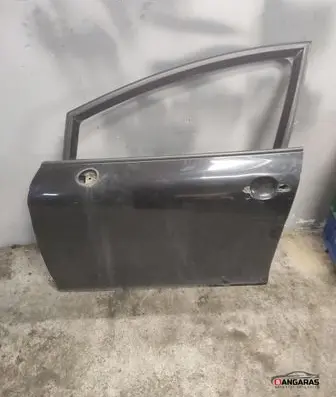 Seat Leon (1P) Front door 