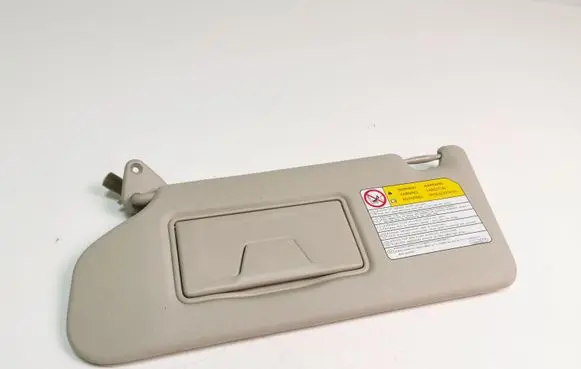 Mitsubishi Outlander Sun visor