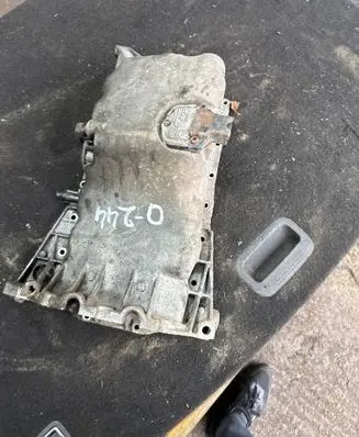 Volvo V50 Oil sump 06B103603