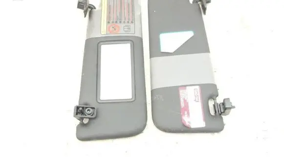 Fiat 500X Sun visor brak