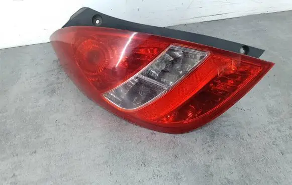 Hyundai i20 (PB PBT) Rear/tail lights 924011J000
