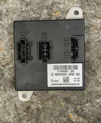 Mercedes-Benz E W211 Comfort/convenience module 2115453632