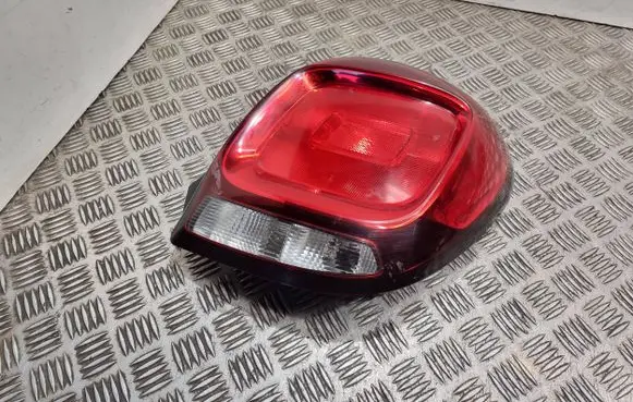 Citroen C1 Rear/tail lights 81338002 E245084