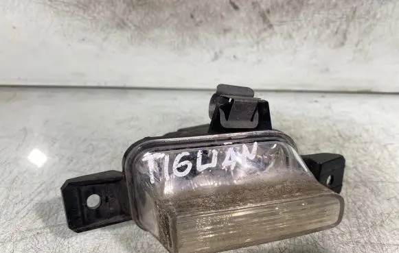 Volkswagen Tiguan Reverse light 5n0941071