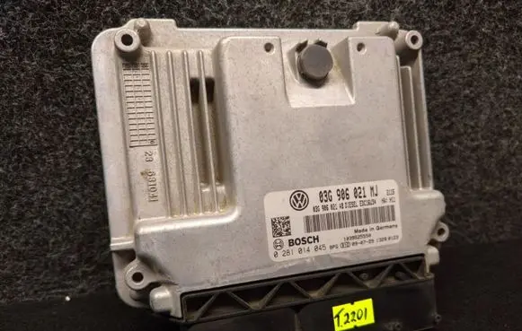 Volkswagen Touran I Engine control unit/module 03G906021MJ